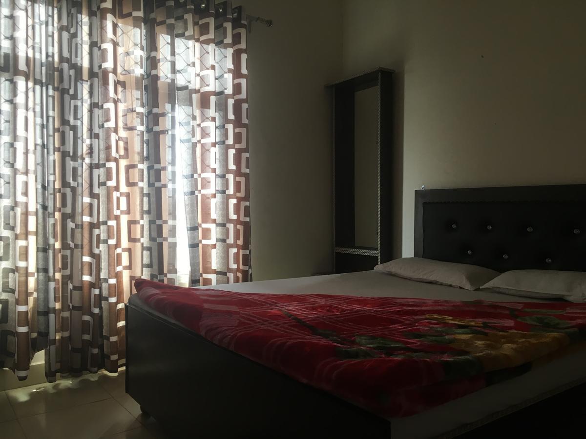 Oyo 12976 Hotel New Fiza Jammu Exterior photo