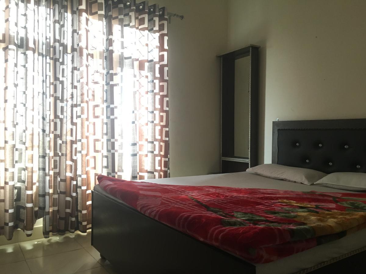 Oyo 12976 Hotel New Fiza Jammu Exterior photo