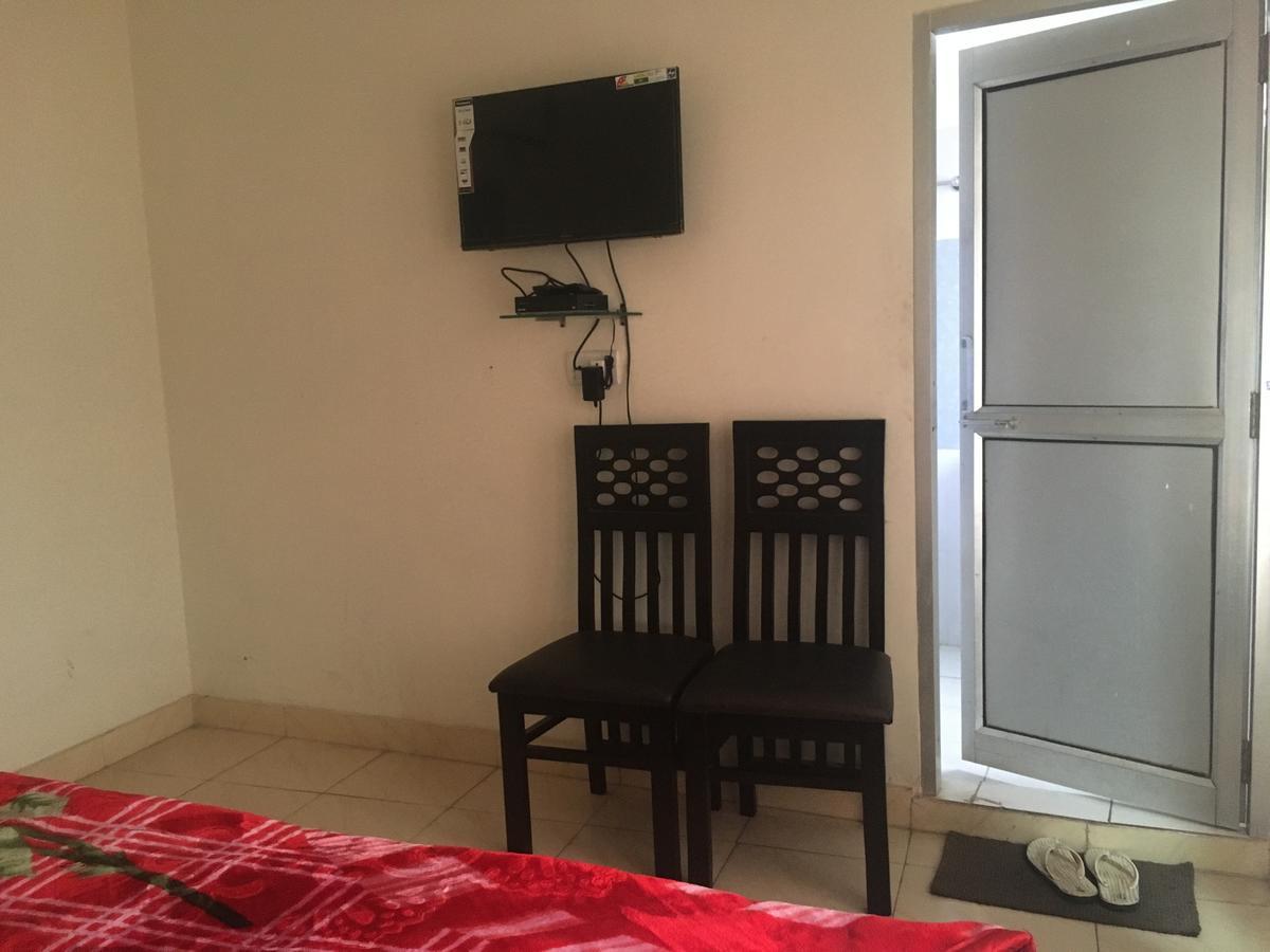 Oyo 12976 Hotel New Fiza Jammu Exterior photo