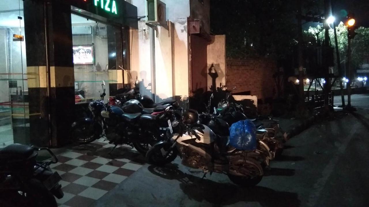 Oyo 12976 Hotel New Fiza Jammu Exterior photo